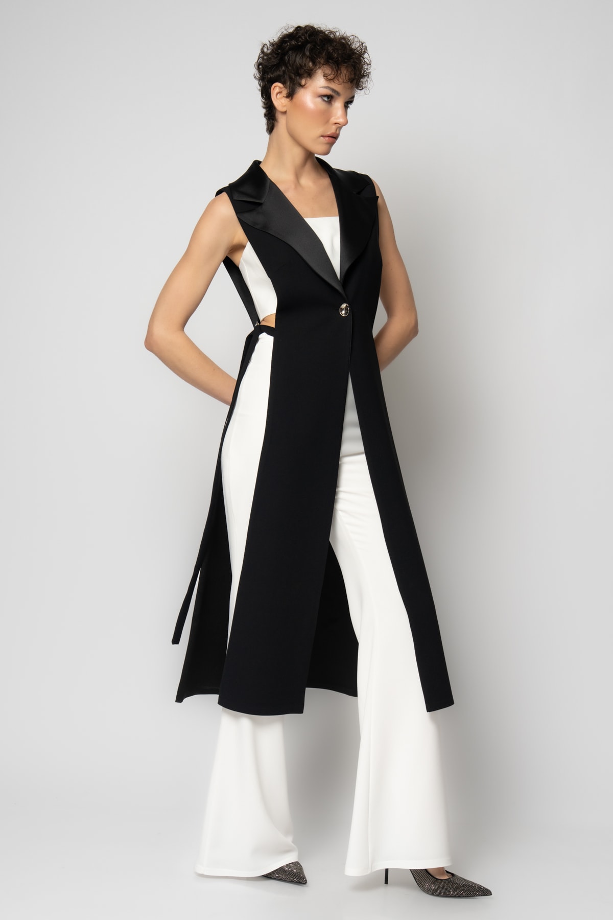 Uzun yelekli crop pantolon üçlü krep abiye takım - Ekru