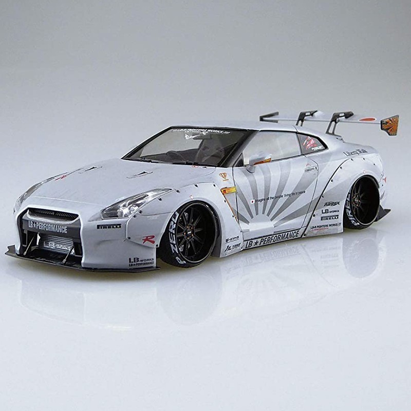 AOSHIMA 54031 1/24 Nissan R35 GT-R V2. - LB Works N 10 ARABA MAKETİ