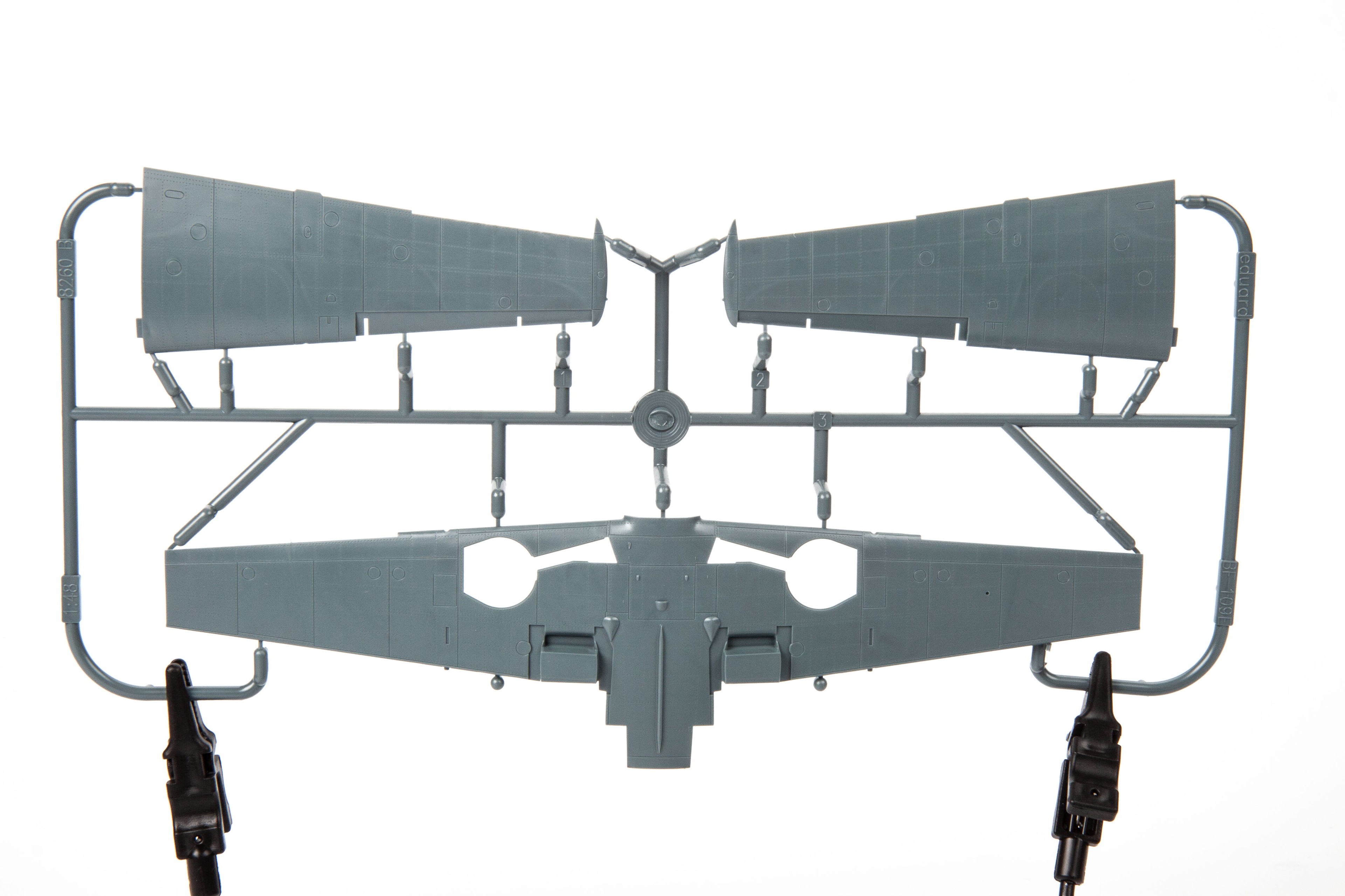EDUARD 8261 1/48 BF 109E-1 SAVAŞ UÇAĞI MAKETİ