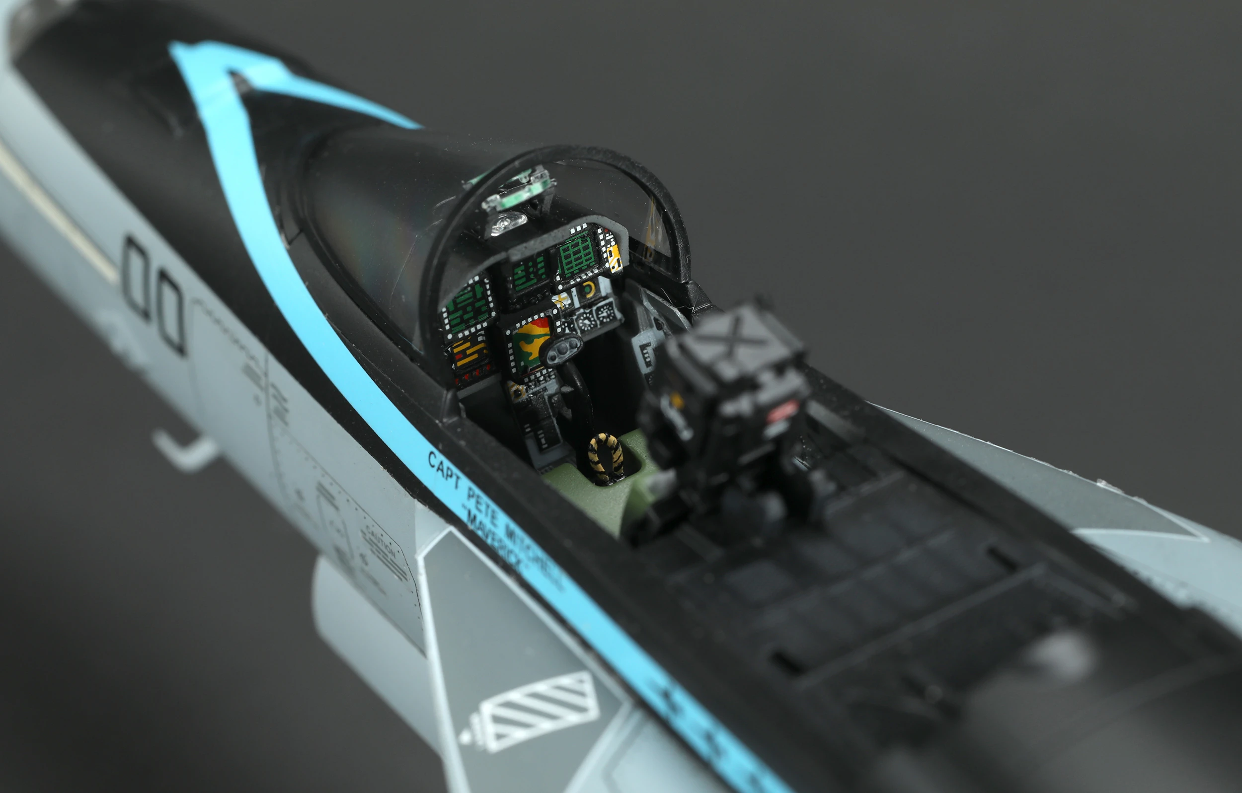 MENG LS-012 1/48 BOEING F/A-18E SUPER HORNET AMERİKAN UÇAK MAKETİ