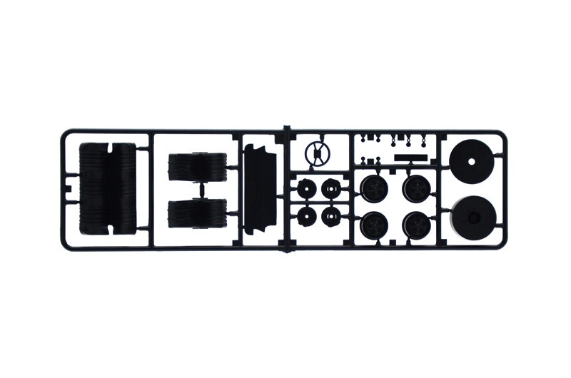 ITALERI 3629 1/24  RANGE ROVER Classic 50th Anniversary ARABA MAKETİ