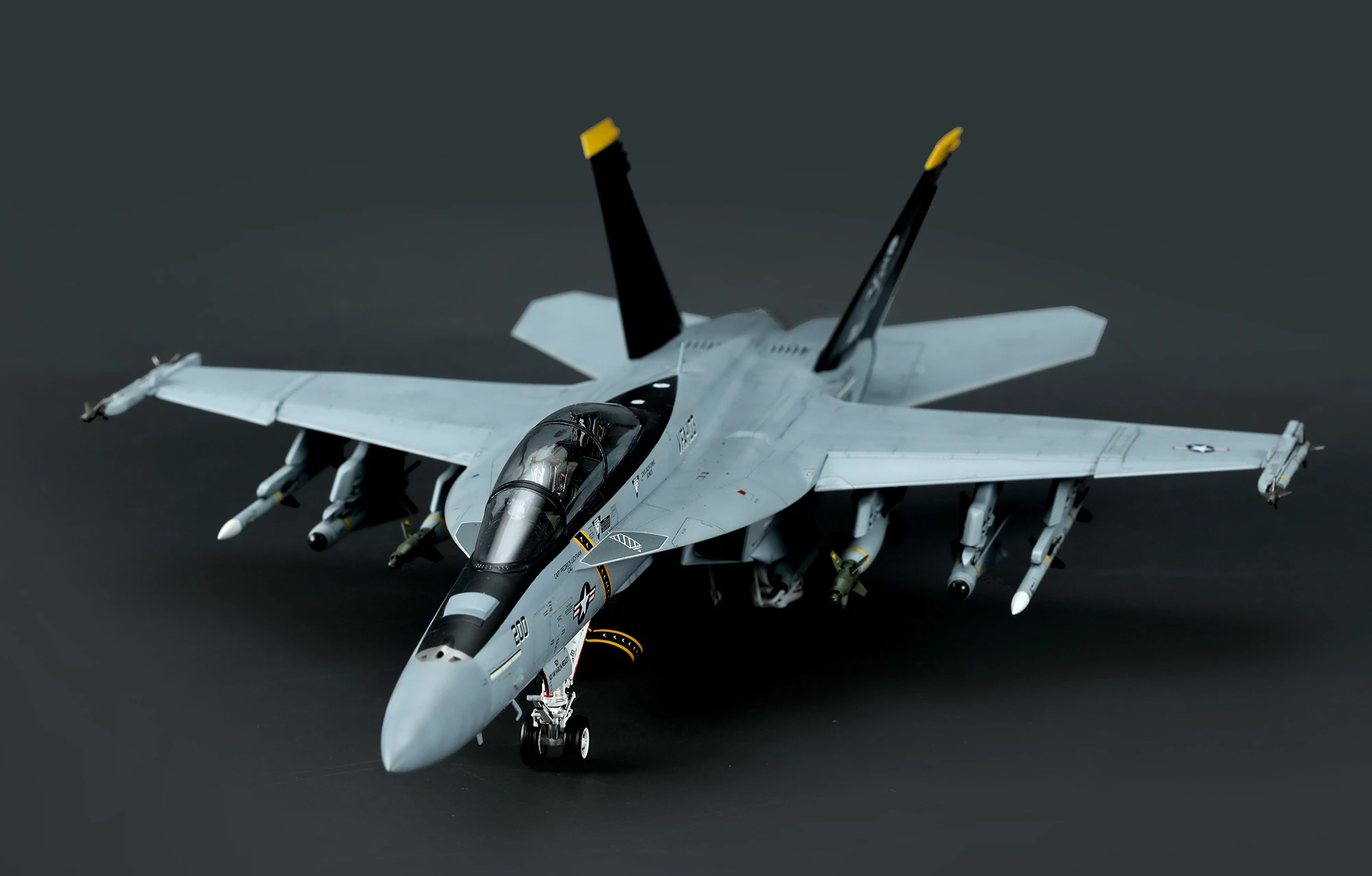 MENG LS-013 1/48 BOEING F/A-18F SUPER HORNET AMERİKAN UÇAK MAKETİ