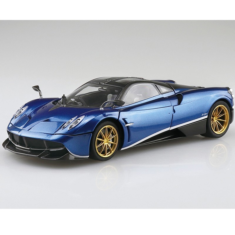 AOSHIMA 62388 1/24 Pagani Huayra Pacchetto Tempesta N 15 ARABA MAKETİ