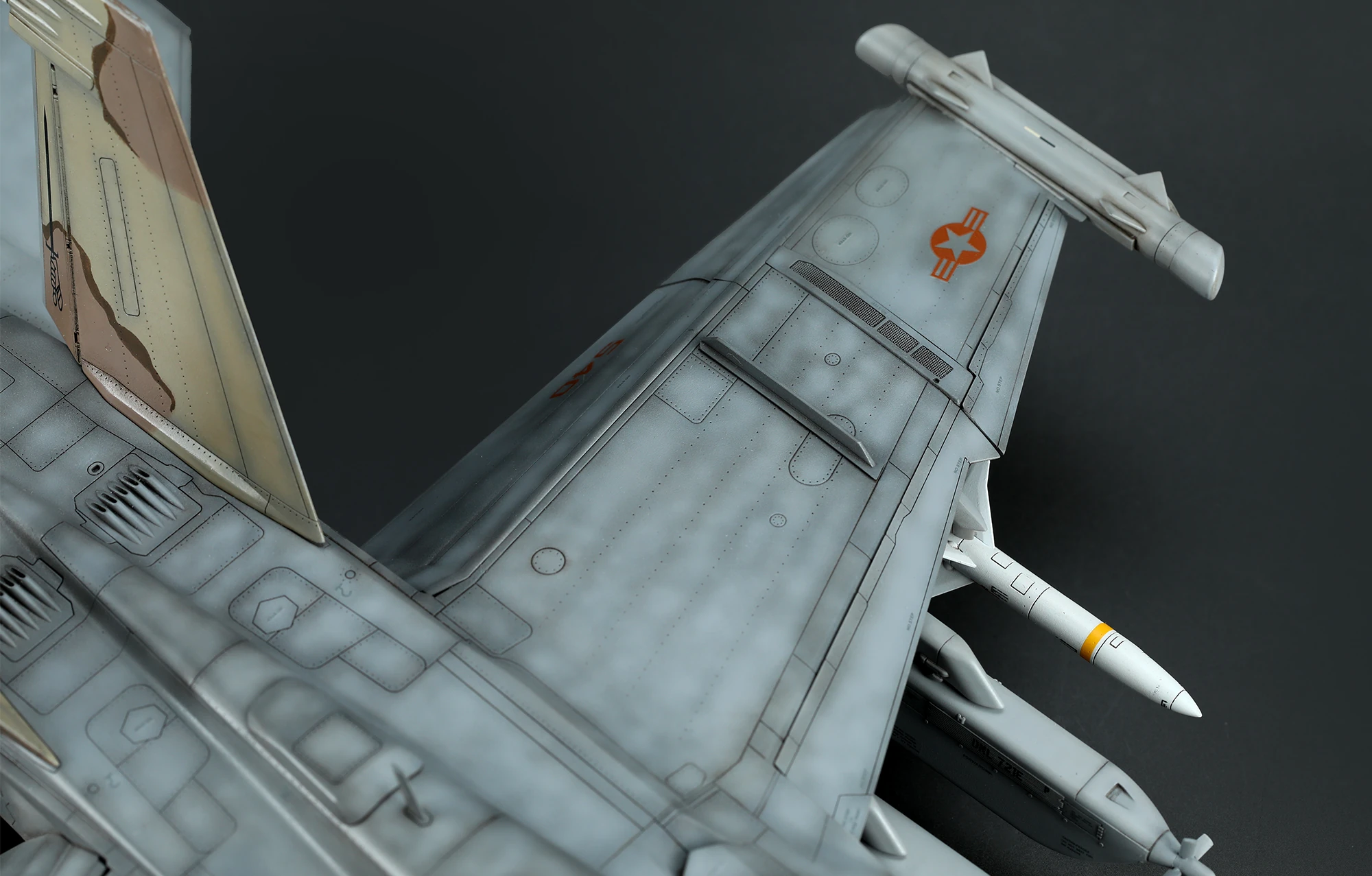 MENG LS-014 1/48 BOEING EA-18G GROWLER ELECTRONIC ATTACK AIRCRAFT AMERİKAN UÇAK MAKETİ