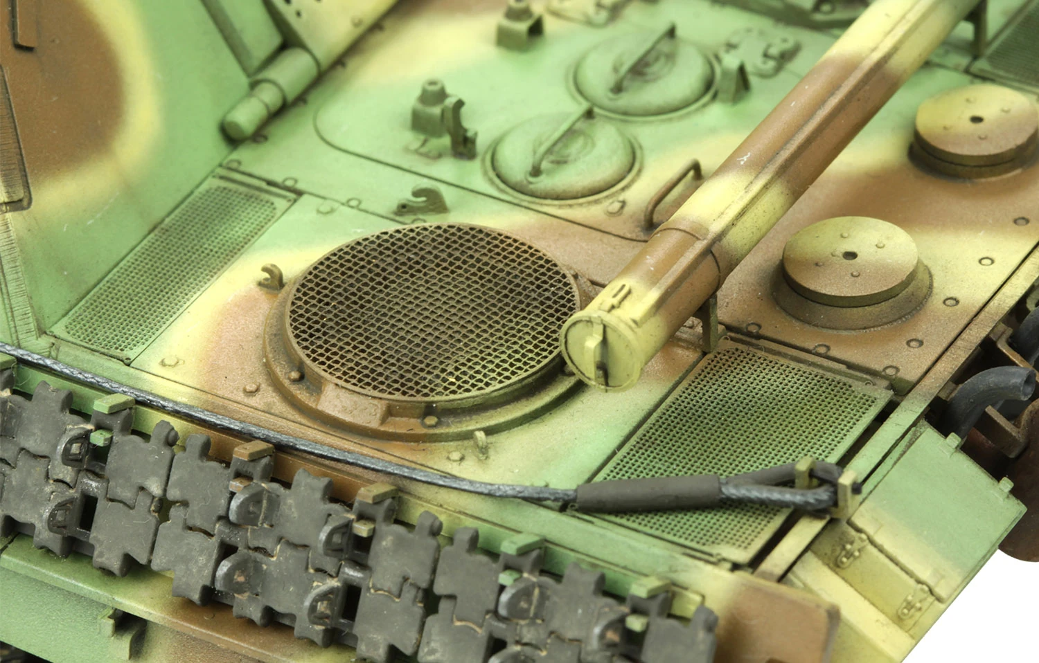 MENG TS-039 1/35 GERMAN TANK DESTROYER Sd.Kfz.173 JAGDPANTHER Ausf. G1 ALMAN TANK AVCISI MAKETİ