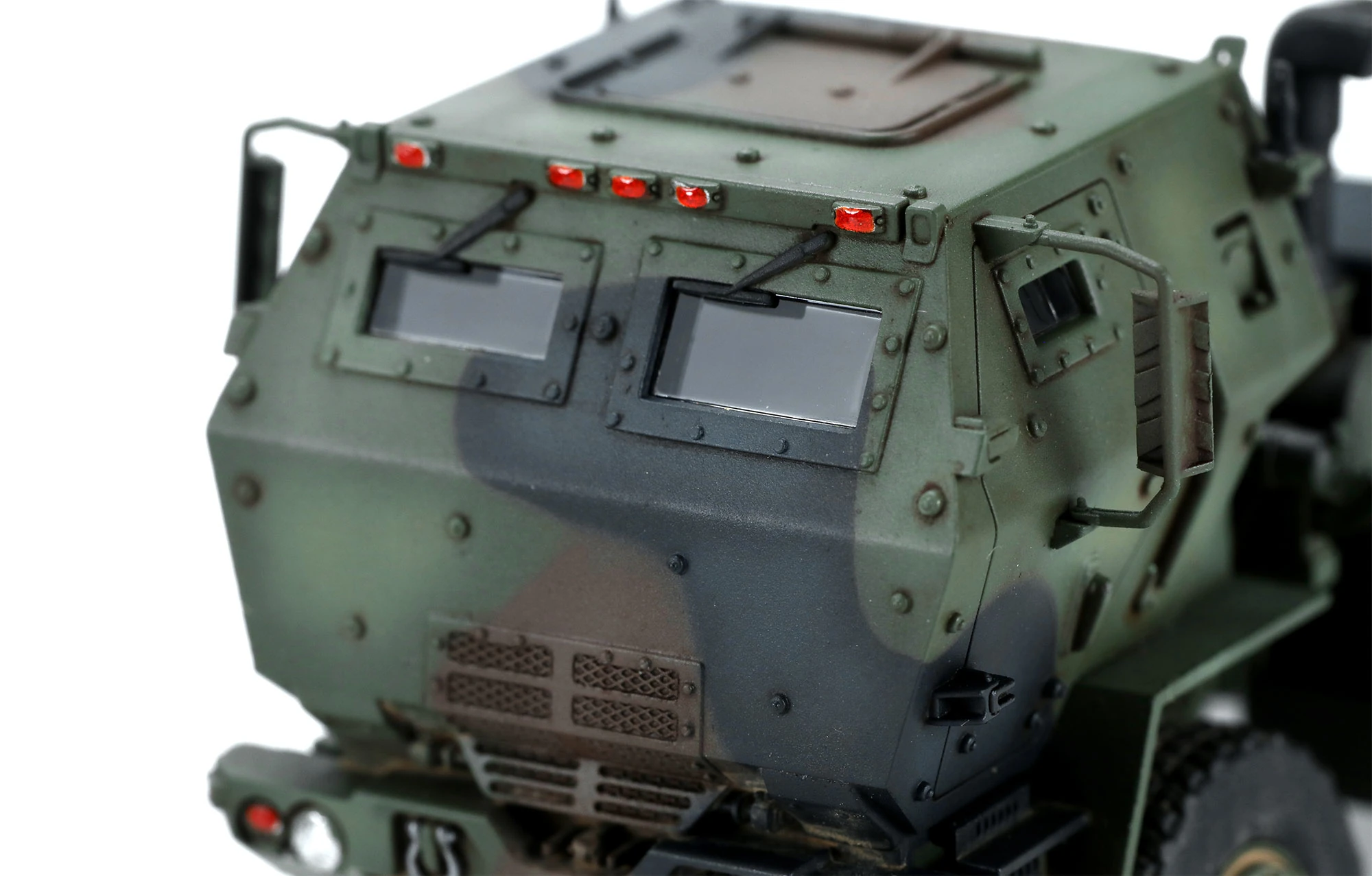 MENG 72-004 1/72 U.S. M142 HIMARS HIGH MOBILITY ARTILLERY ROCKET SYSTEM MAKETİ