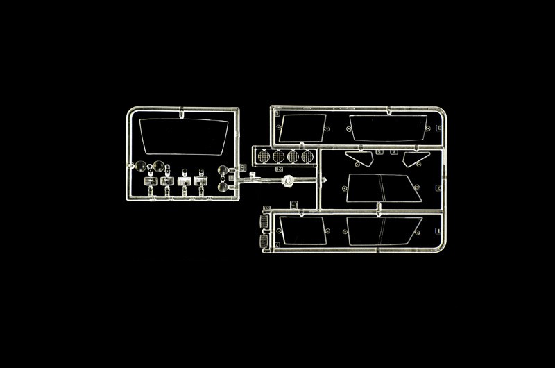 ITALERI 3629 1/24  RANGE ROVER Classic 50th Anniversary ARABA MAKETİ