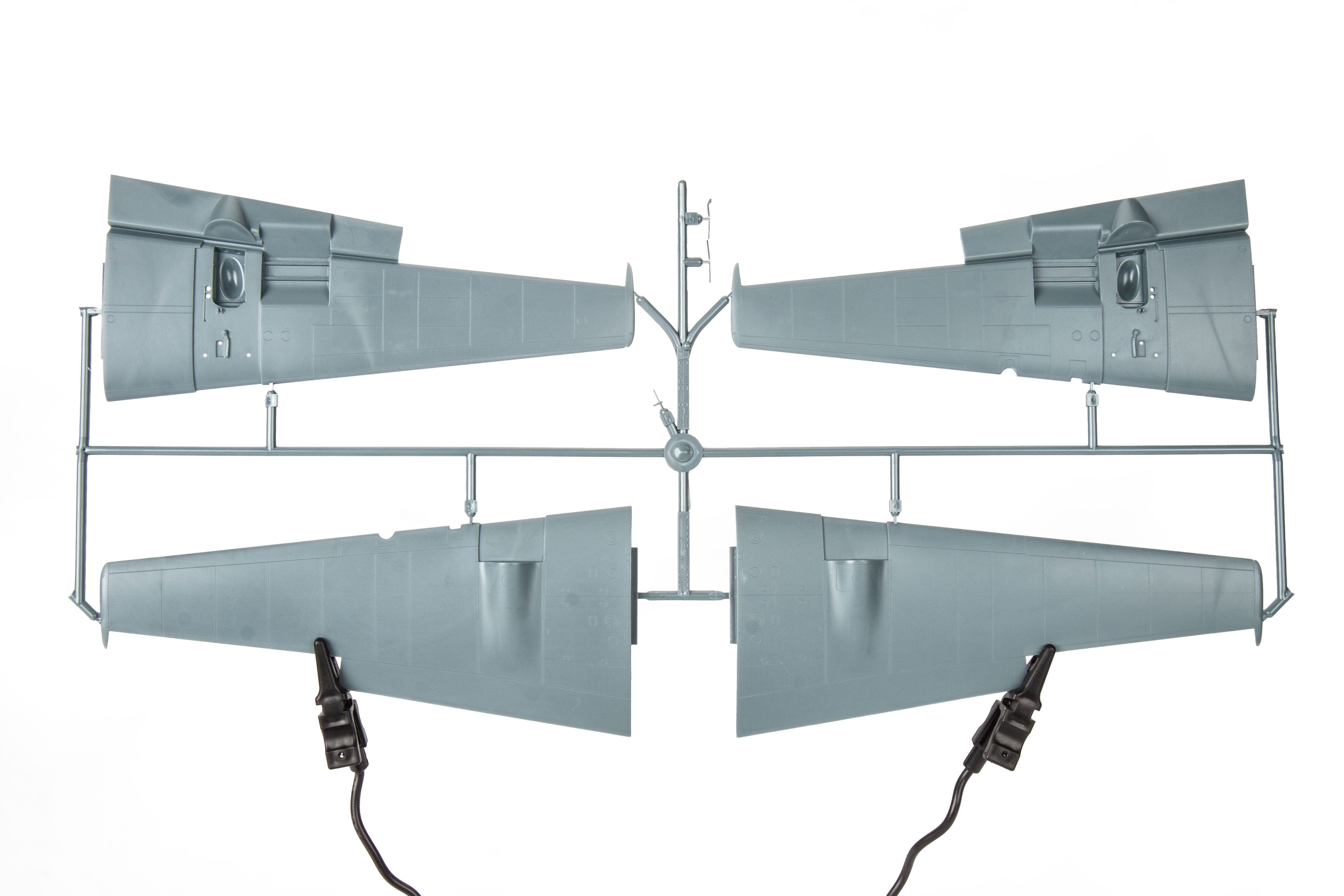 EDUARD 8203 1/48 Bf 110E ALMAN SAVAŞ UÇAĞI MAKETİ