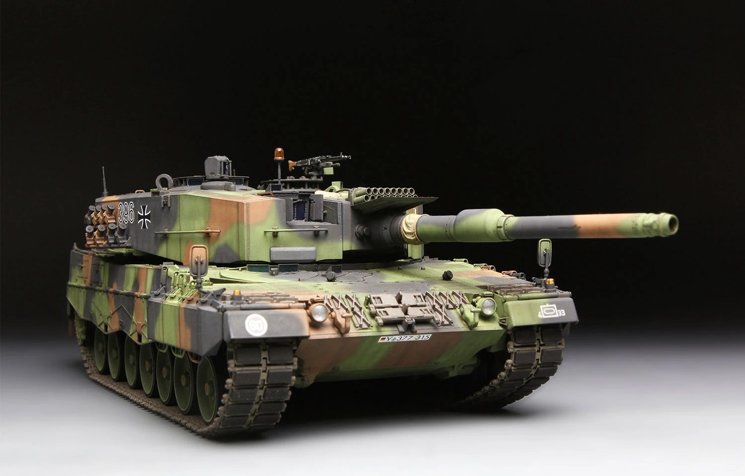MENG TS-016 1/35 GERMAN MAIN BATTLE TANK LEOPARD 2 A4 ALMAN TANK MAKETİ