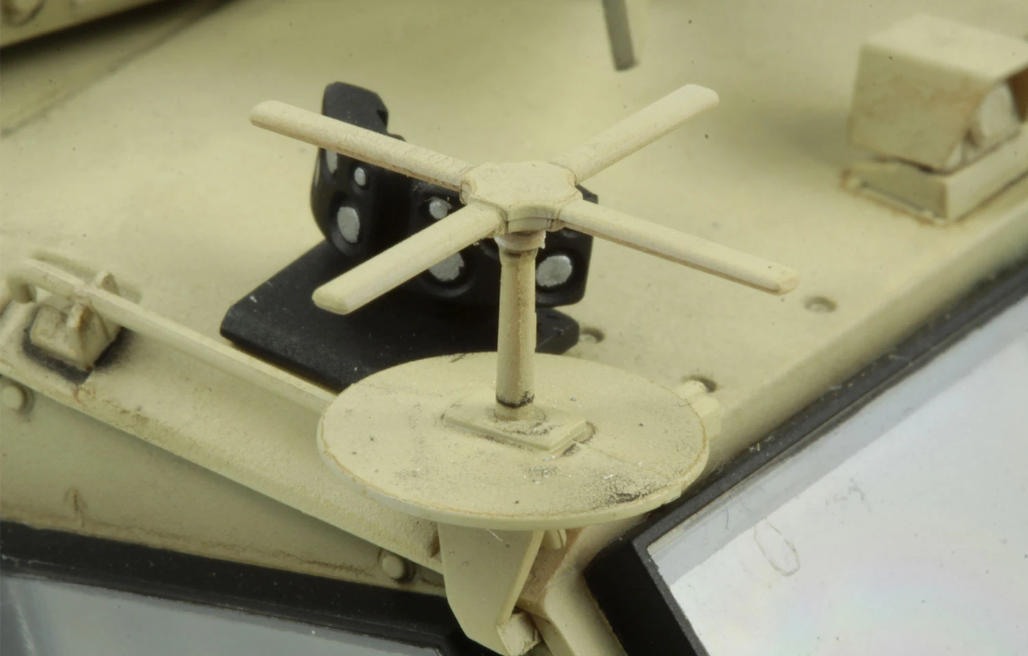 MENG VS-009 1/35 BRITISH ARMY HUSKY TSV (TACTICAL SUPPORT VEHICLE) ASKERİ ARAÇ MAKETİ