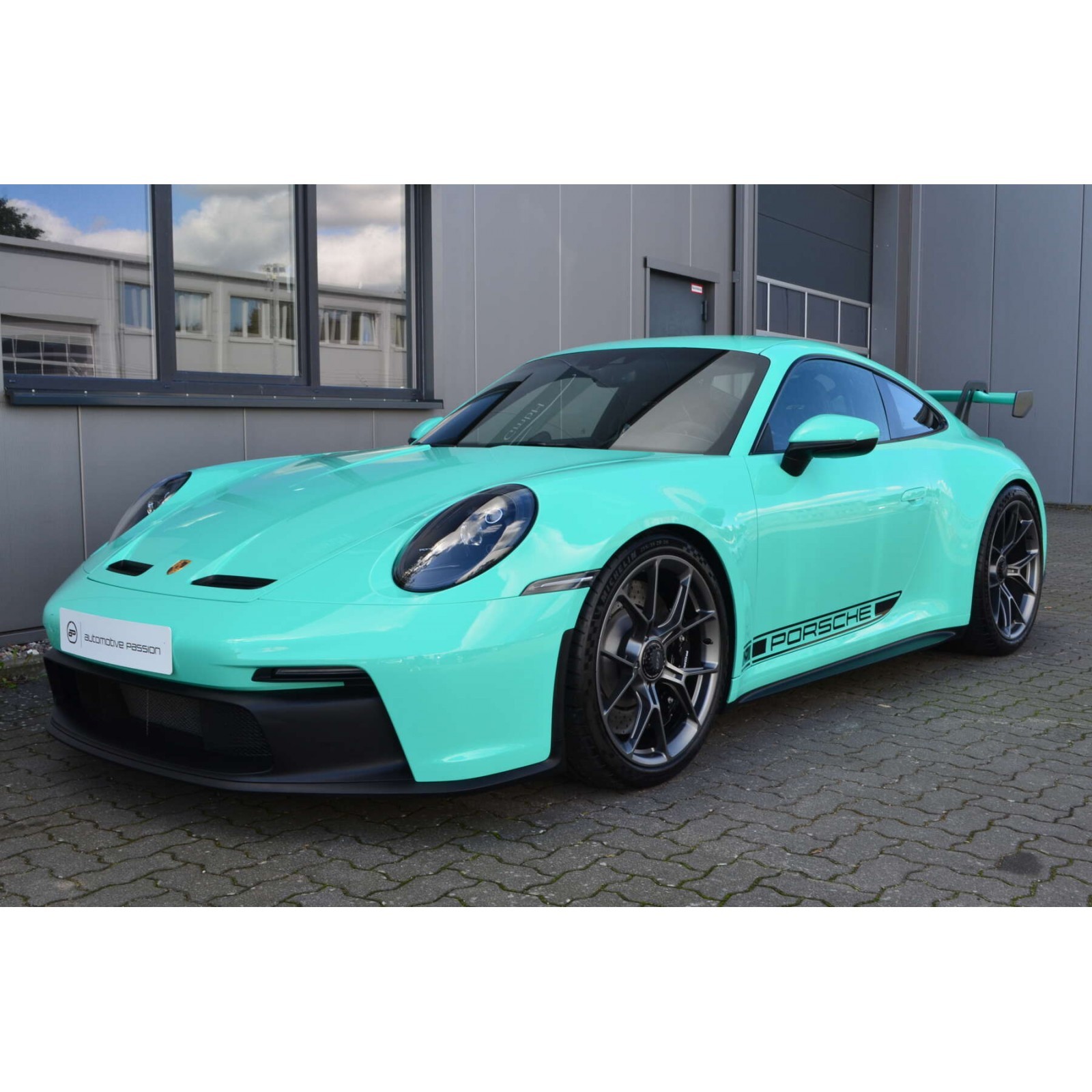 MR PAINT C036 Porsche Mint Green LAKER MAKET BOYASI