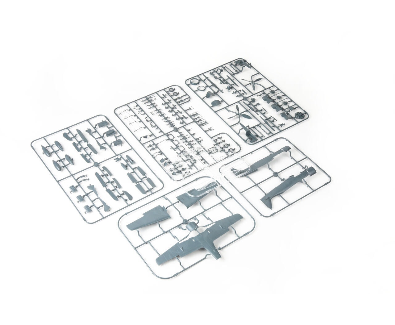 EDUARD 82137 1/48 Fw 190A-6 SAVAŞ UÇAĞI MAKETİ