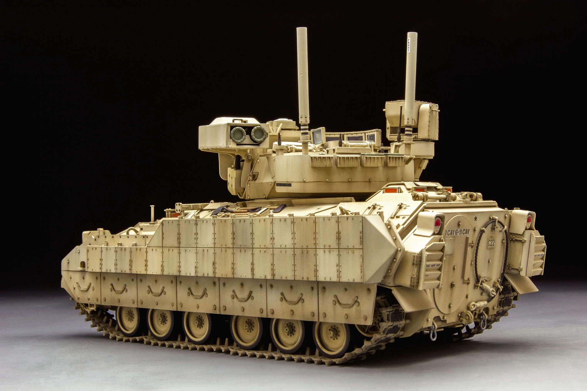 MENG SS-006 1/35 U.S. CAVALRY FIGHTING VEHICLE M3A3 BRADLEY w/BUSK III ASKERİ ARAÇ MAKETİ