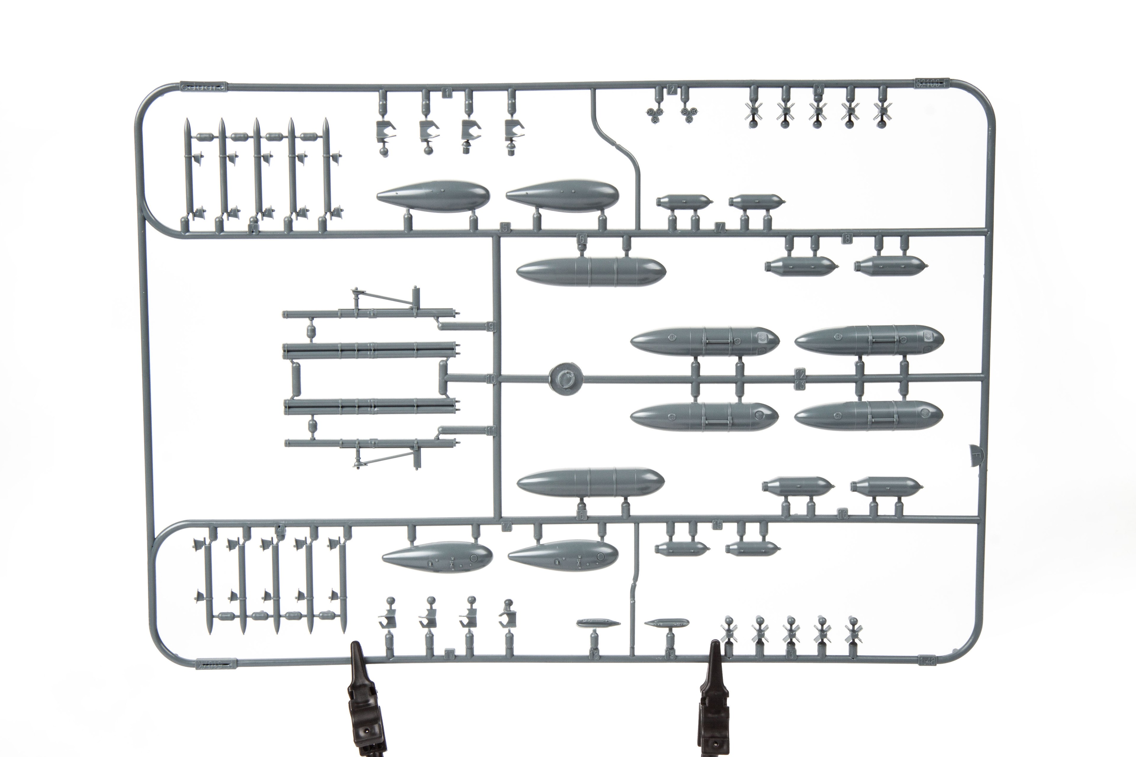 EDUARD 84184 1/48 P-51D-10 Mustang SAVAŞ UÇAĞI MAKETİ