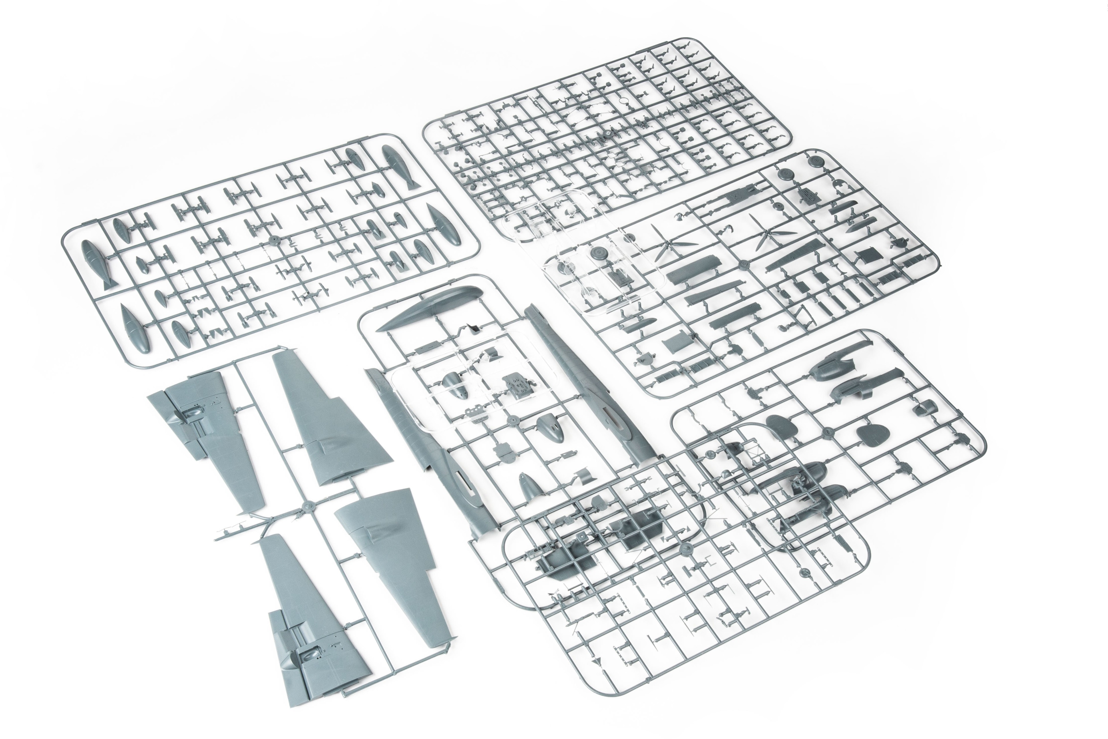 EDUARD 8203 1/48 Bf 110E ALMAN SAVAŞ UÇAĞI MAKETİ
