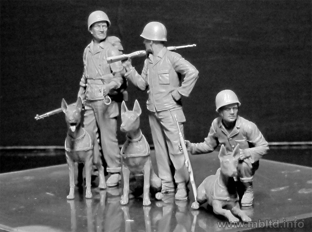 MASTER BOX 1/35 35155 "Dogs in service in the US Marine Corps, WW II era"