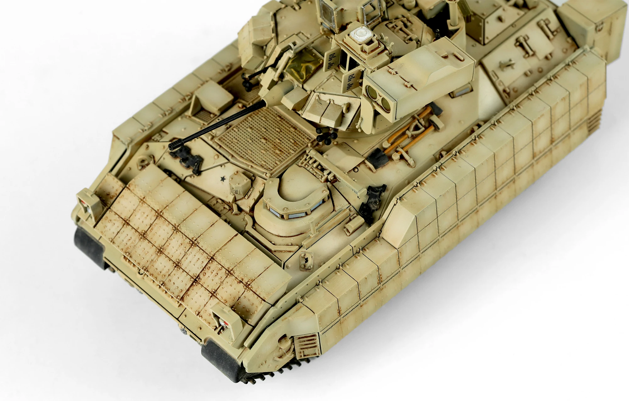 MENG 72-005 1/72 U.S. INFANTRY FIGHTING VEHICLE M2A3 BRADLEY w/BUSK III TANK MAKETİ