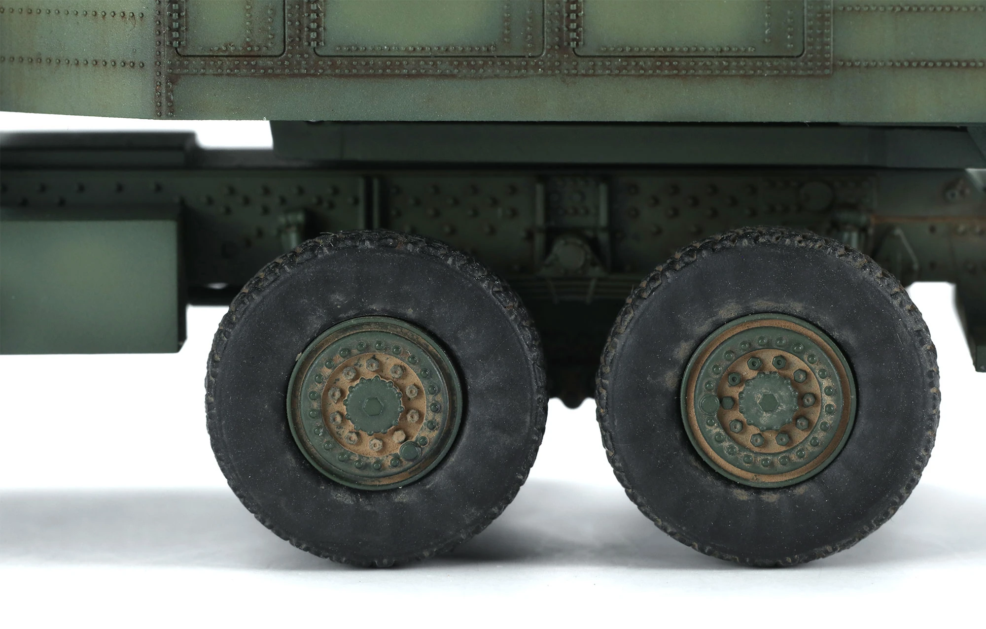 MENG 72-004 1/72 U.S. M142 HIMARS HIGH MOBILITY ARTILLERY ROCKET SYSTEM MAKETİ