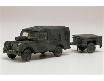 Airfix 02324 1/76 LWB Land Rover (Hard Top) & Trailer ASKERİ KARA ARACI MAKETİ