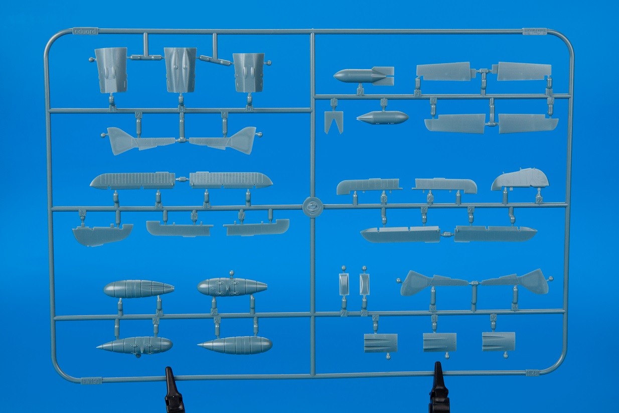 EDUARD 84112 1/48 FW 190A-3 SAVAŞ UÇAĞI MAKETİ