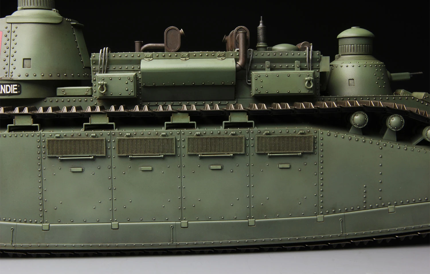 MENG TS-009 1/35 FRENCH SUPER HEAVY TANK CHAR 2C FRANSIZ TANK MAKETİ