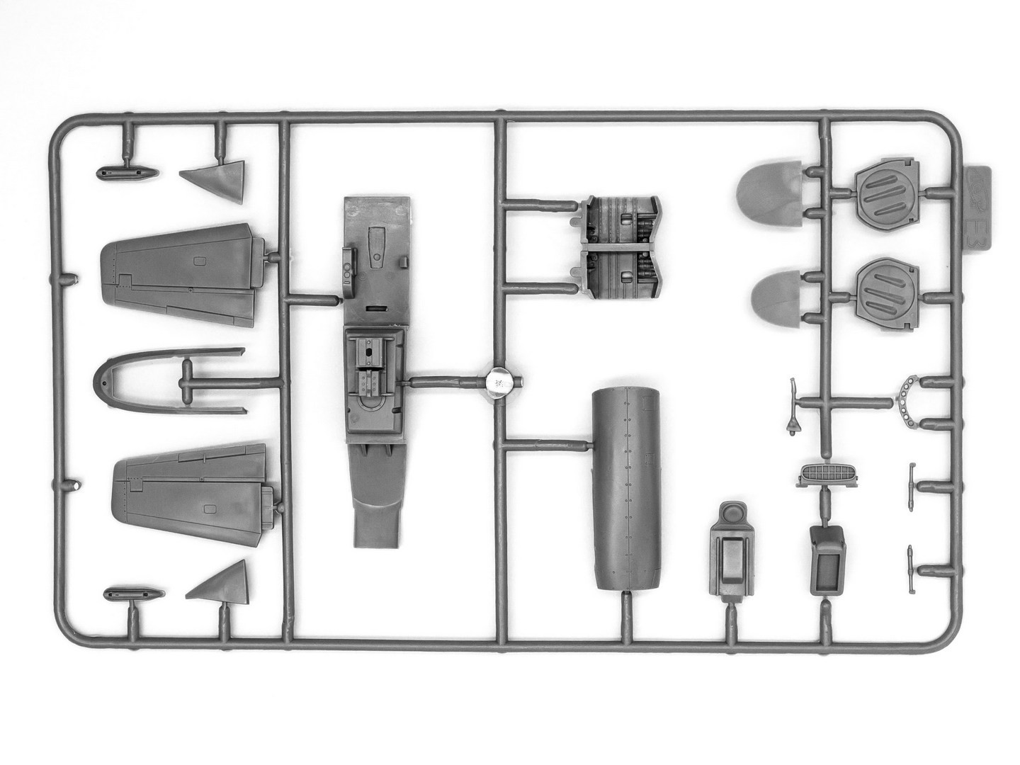 ICM 48151 1/48 Mustang P-51D-15 SAVAŞ UÇAĞI MAKETİ