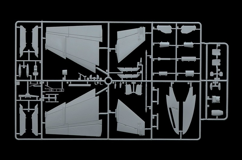 ITALERI 2824 1/48 EA-18G Growler SAVAŞ UÇAĞI MAKETİ