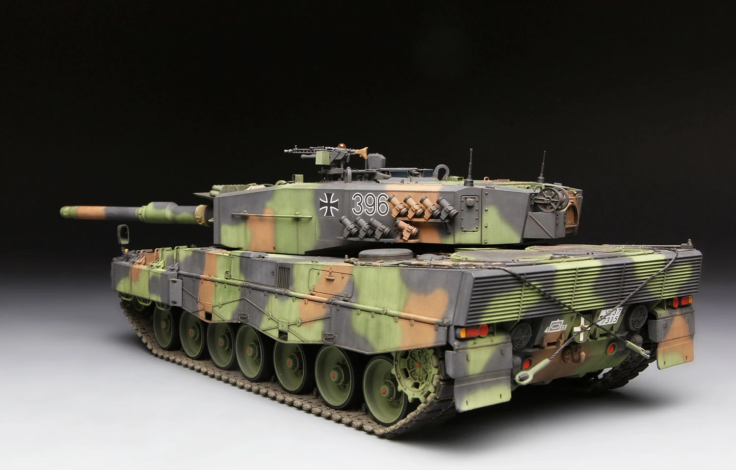 MENG TS-016 1/35 GERMAN MAIN BATTLE TANK LEOPARD 2 A4 ALMAN TANK MAKETİ