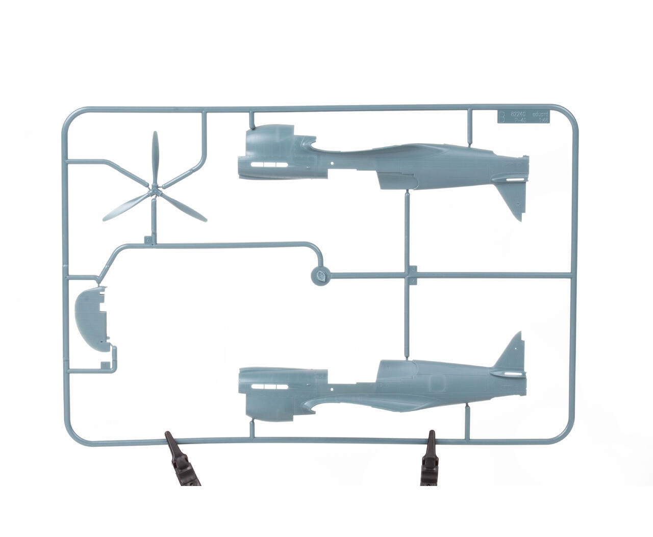 EDUARD 82241 1/48 P-40E Warhawk SAVAŞ UÇAĞI MAKETİ