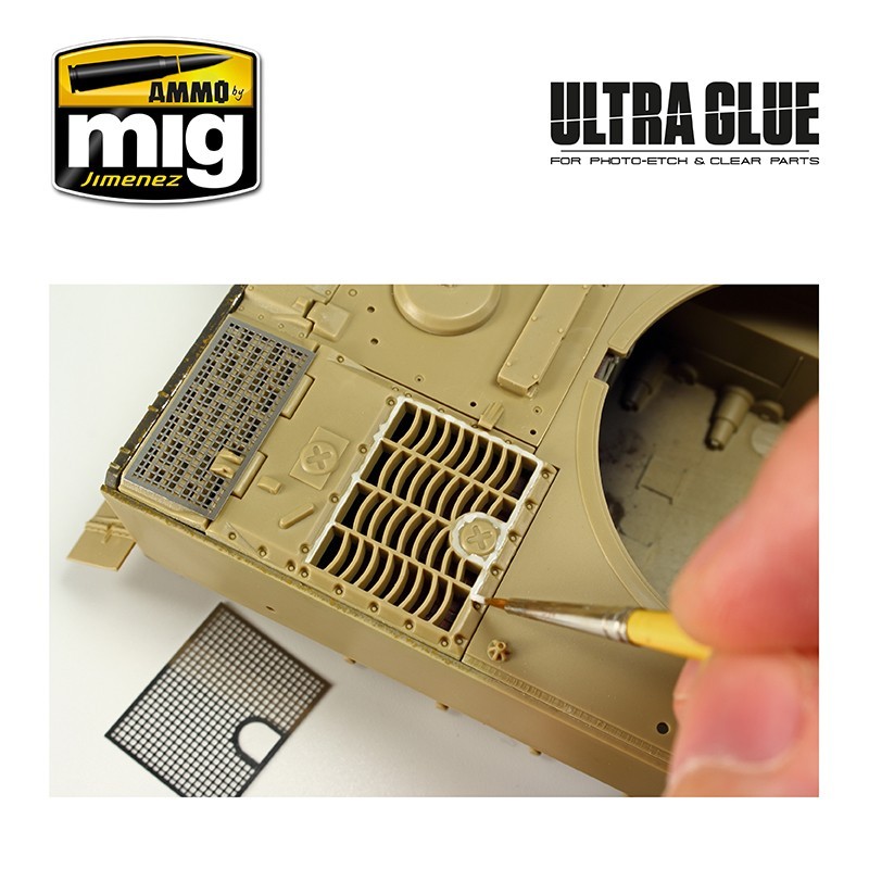 AMMO MIG 2031 ULTRA GLUE FOR ETCH, CLEAR PARTS & MORE - Aşınmış Parçalar, Temiz Parçalar ve Daha Fazlası için Ultra Yapıştırıcı 40 ML