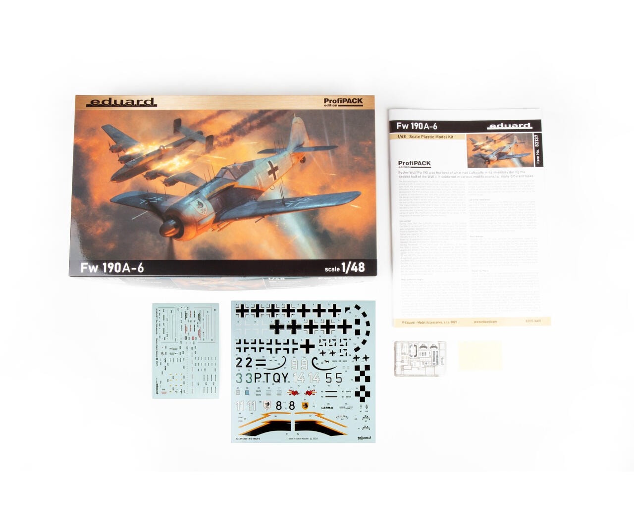 EDUARD 82137 1/48 Fw 190A-6 SAVAŞ UÇAĞI MAKETİ