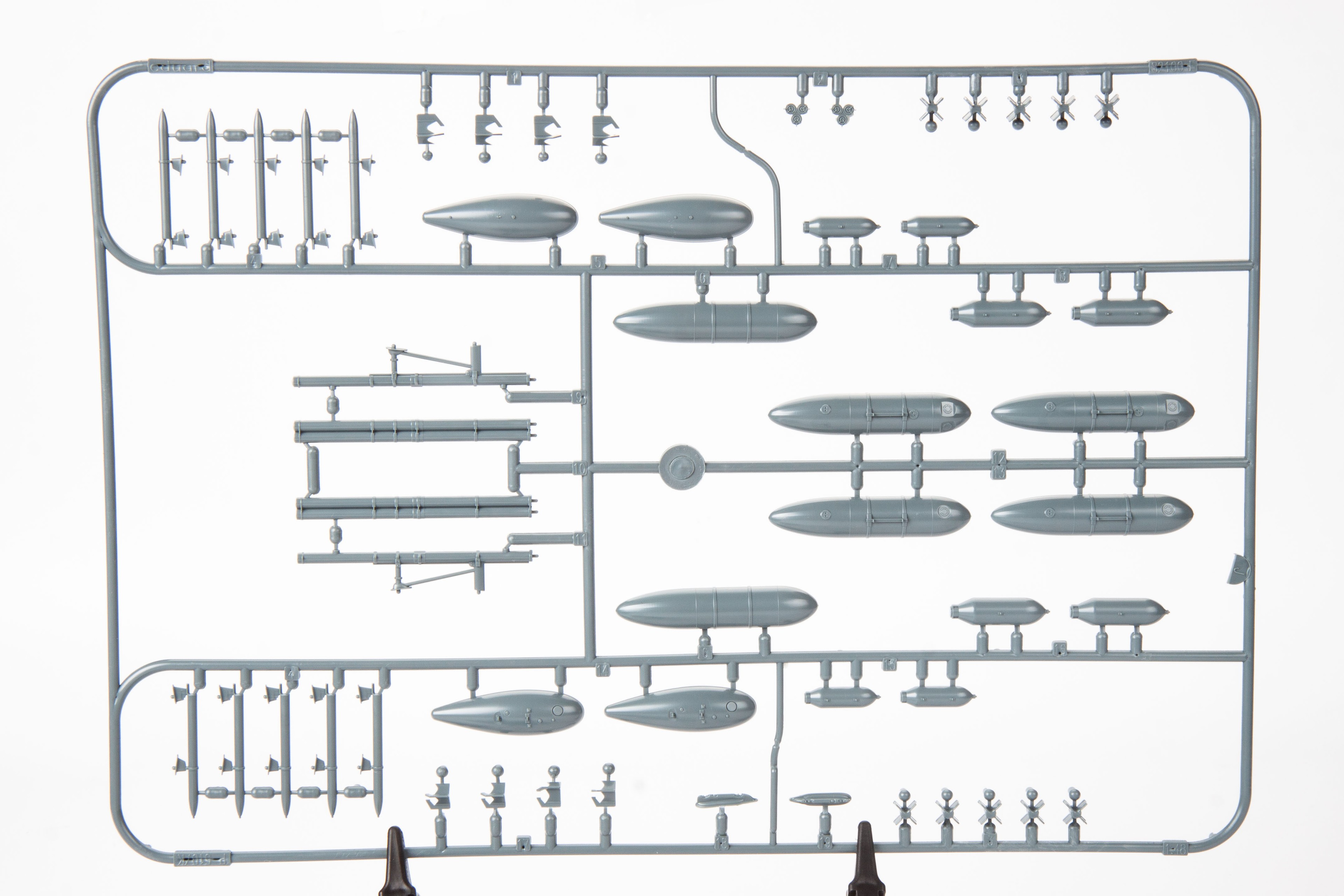 EDUARD 82102 1/48 P-51D Mustang AMERİKAN SAVAŞ UÇAĞI MAKETİ