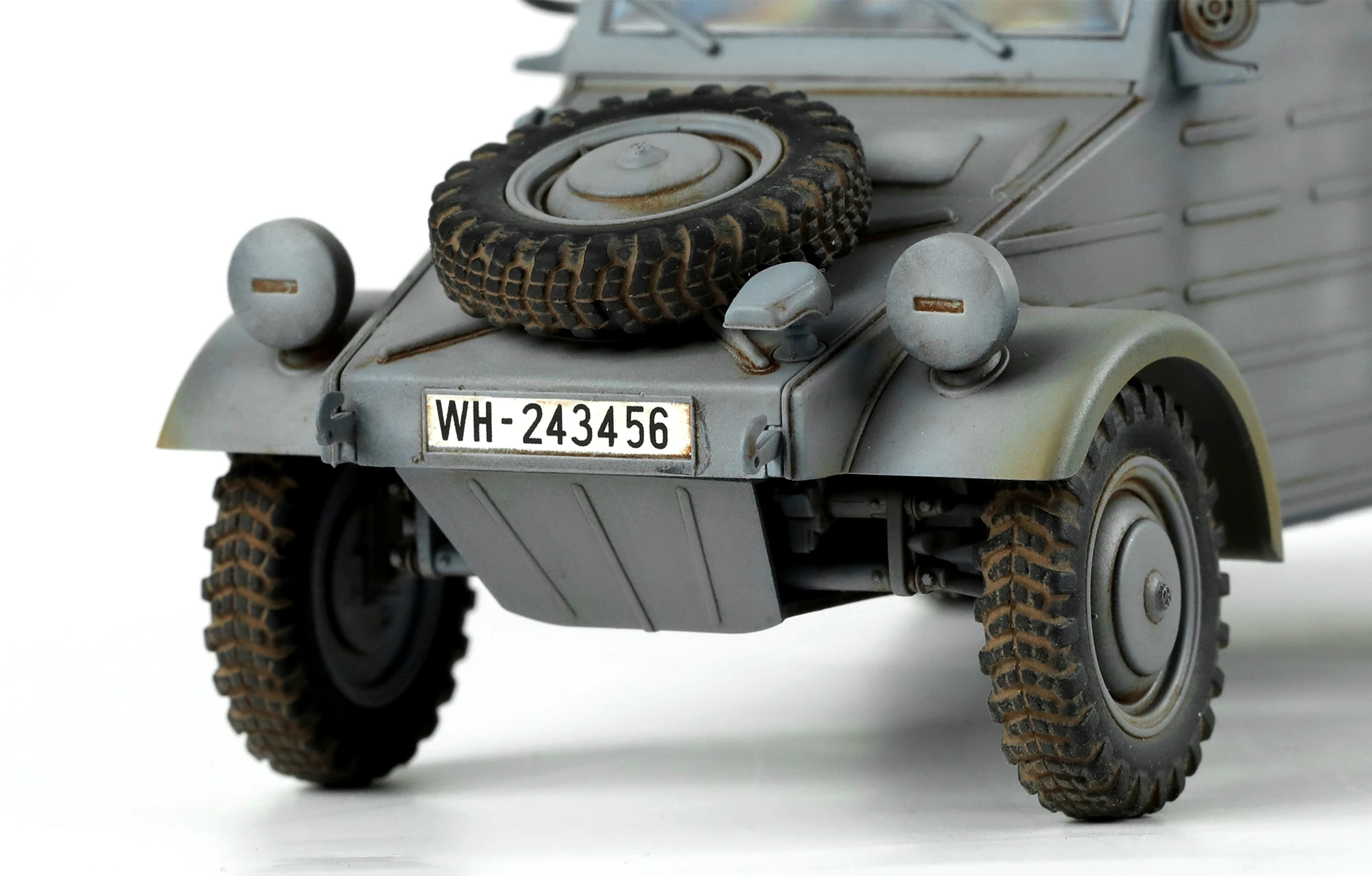 MENG VS-017 1/35 GERMAN Pkw.K1 KÜBELWAGEN TYPE 823 ASKERİ ARAÇ MAKETİ