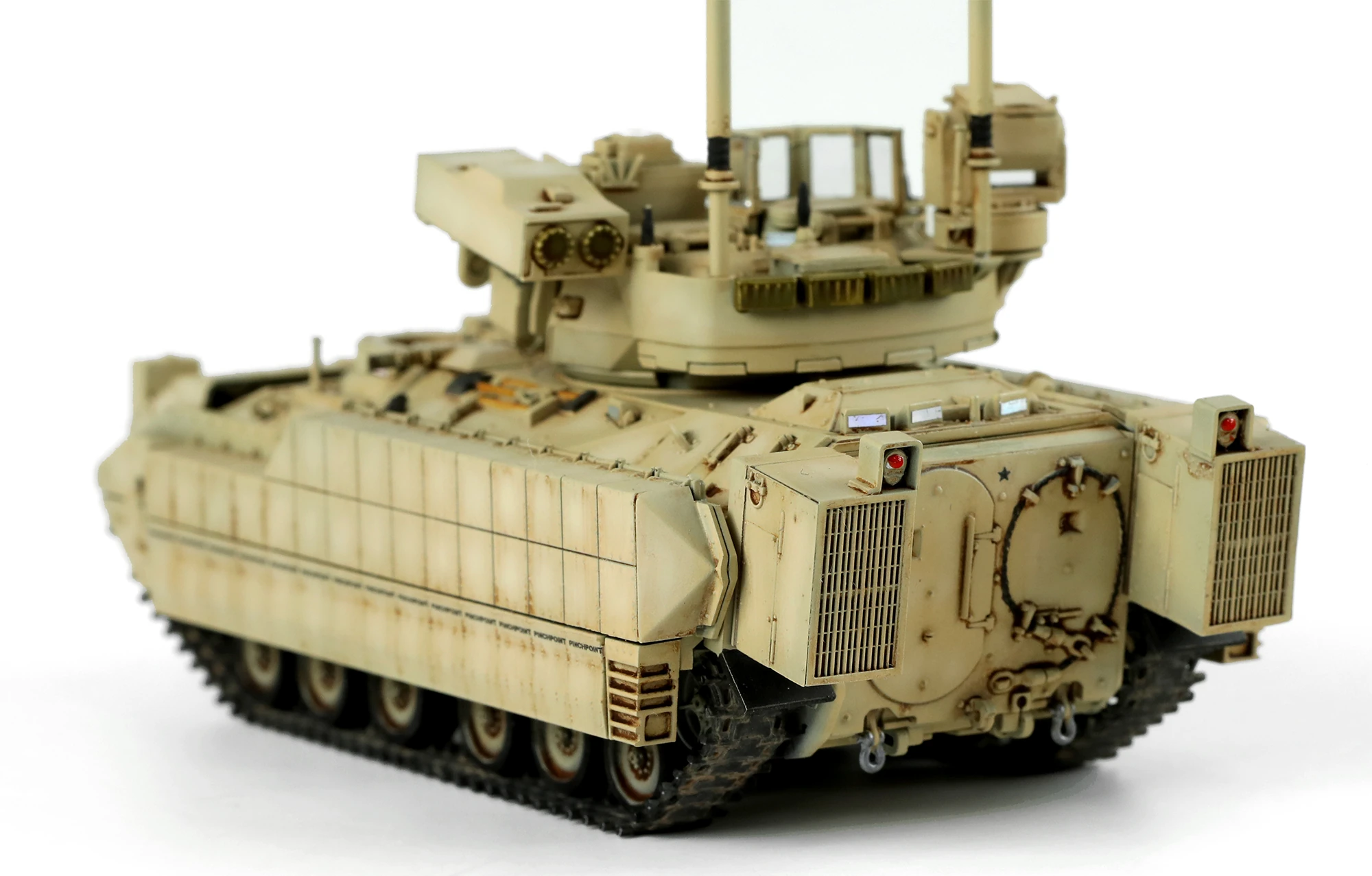 MENG 72-005 1/72 U.S. INFANTRY FIGHTING VEHICLE M2A3 BRADLEY w/BUSK III TANK MAKETİ