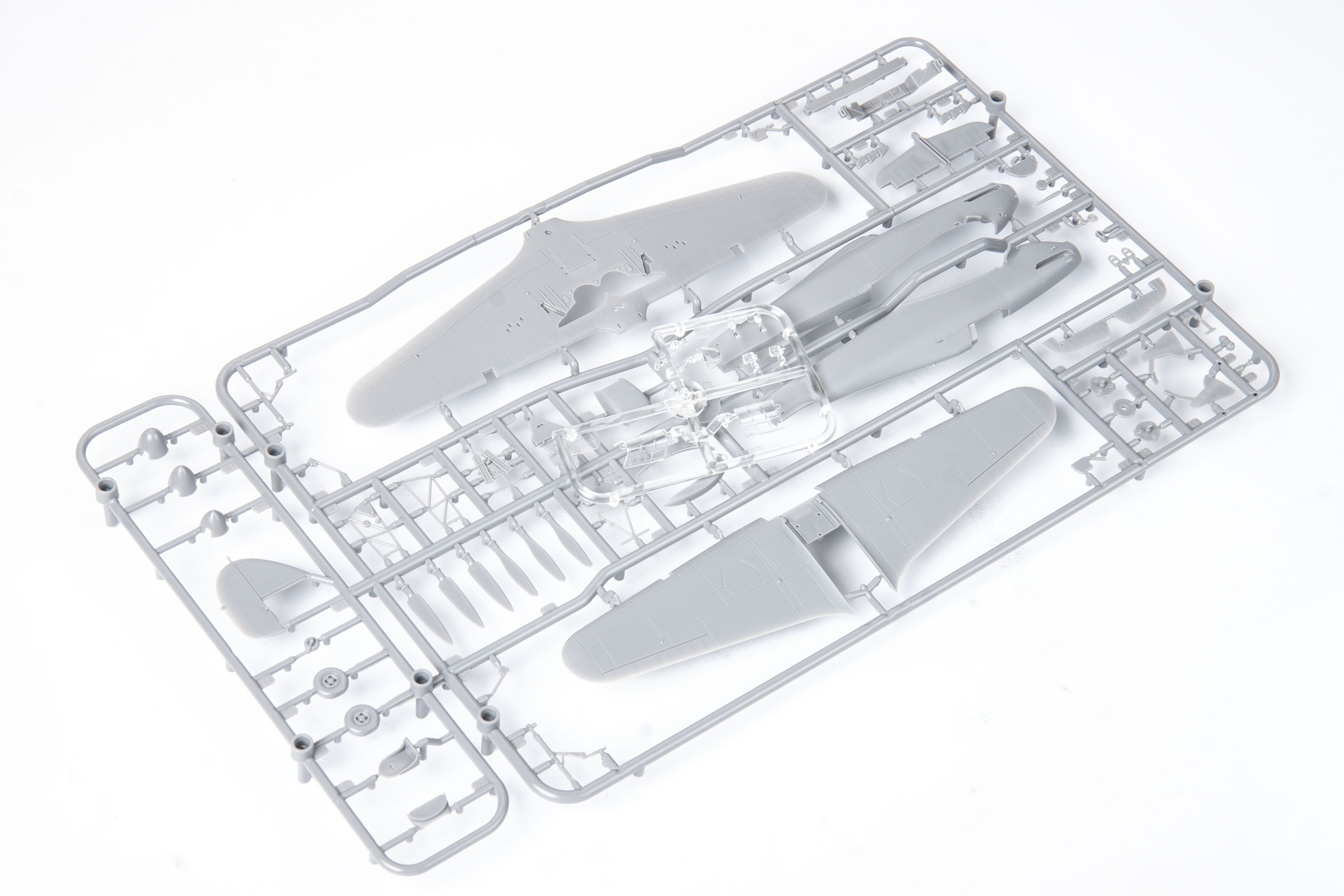 EDUARD 7099 1/72 Hurricane Mk. I SAVAŞ UÇAĞI MAKETİ