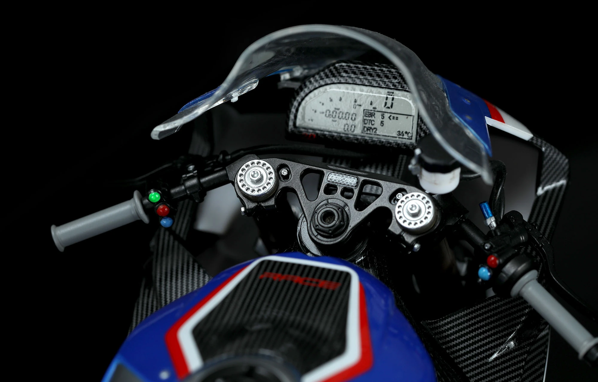 MENG MT-004 1/9 BMW HP4 RACE MOTORSİKLET MAKETİ