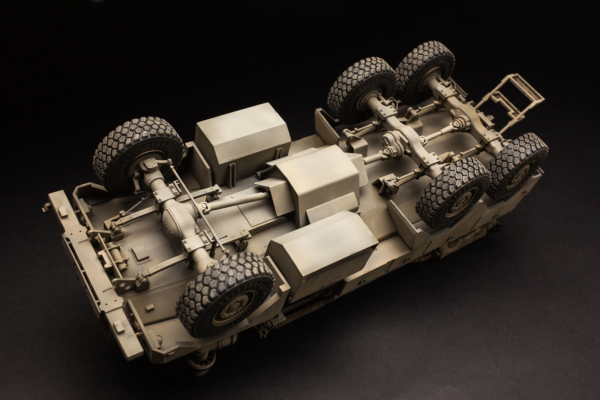 MENG SS-005 1/35 U.S. COUGAR 6×6 MRAP VEHICLE ASKERİ ARAÇ MAKETİ