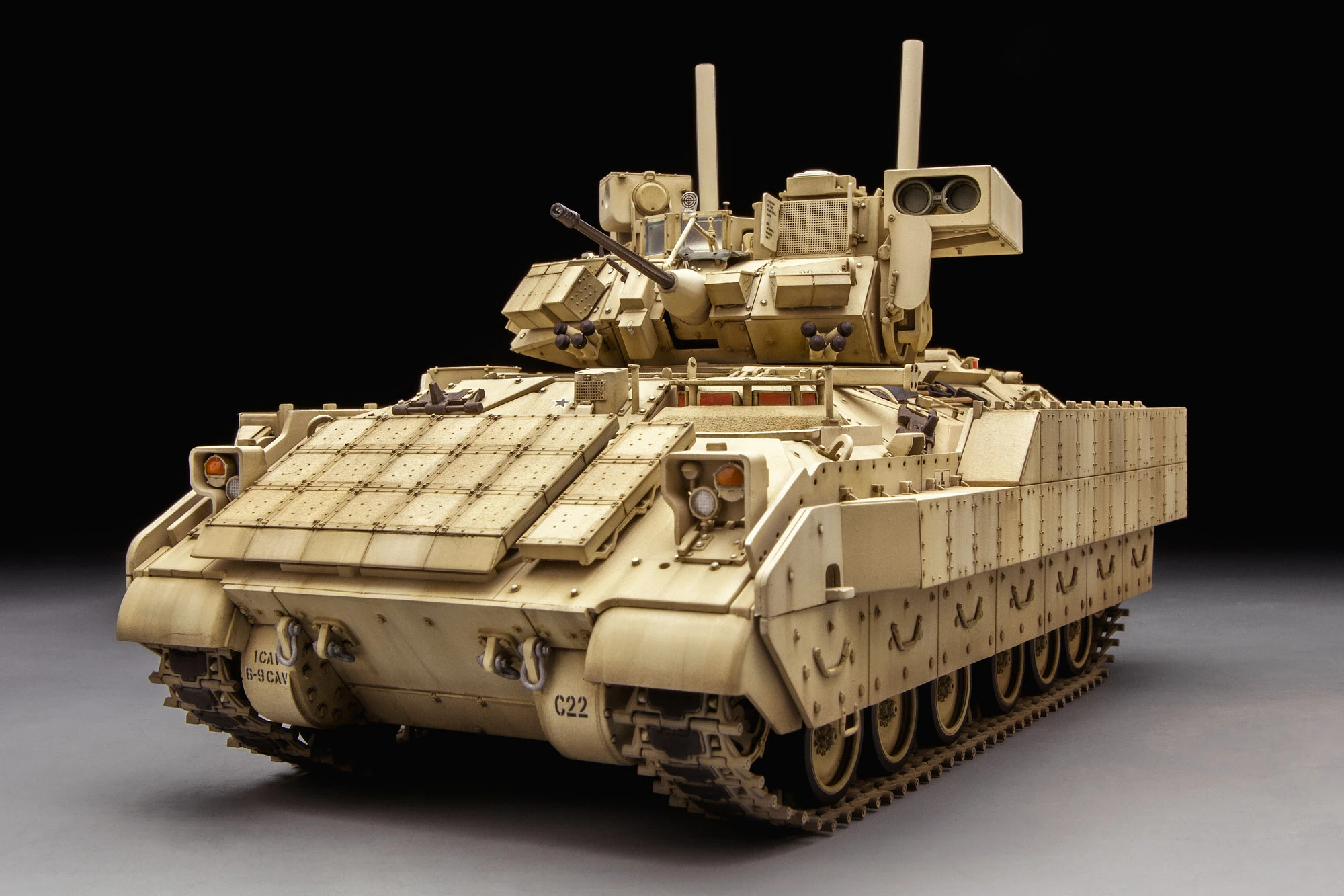 MENG SS-006 1/35 U.S. CAVALRY FIGHTING VEHICLE M3A3 BRADLEY w/BUSK III ASKERİ ARAÇ MAKETİ