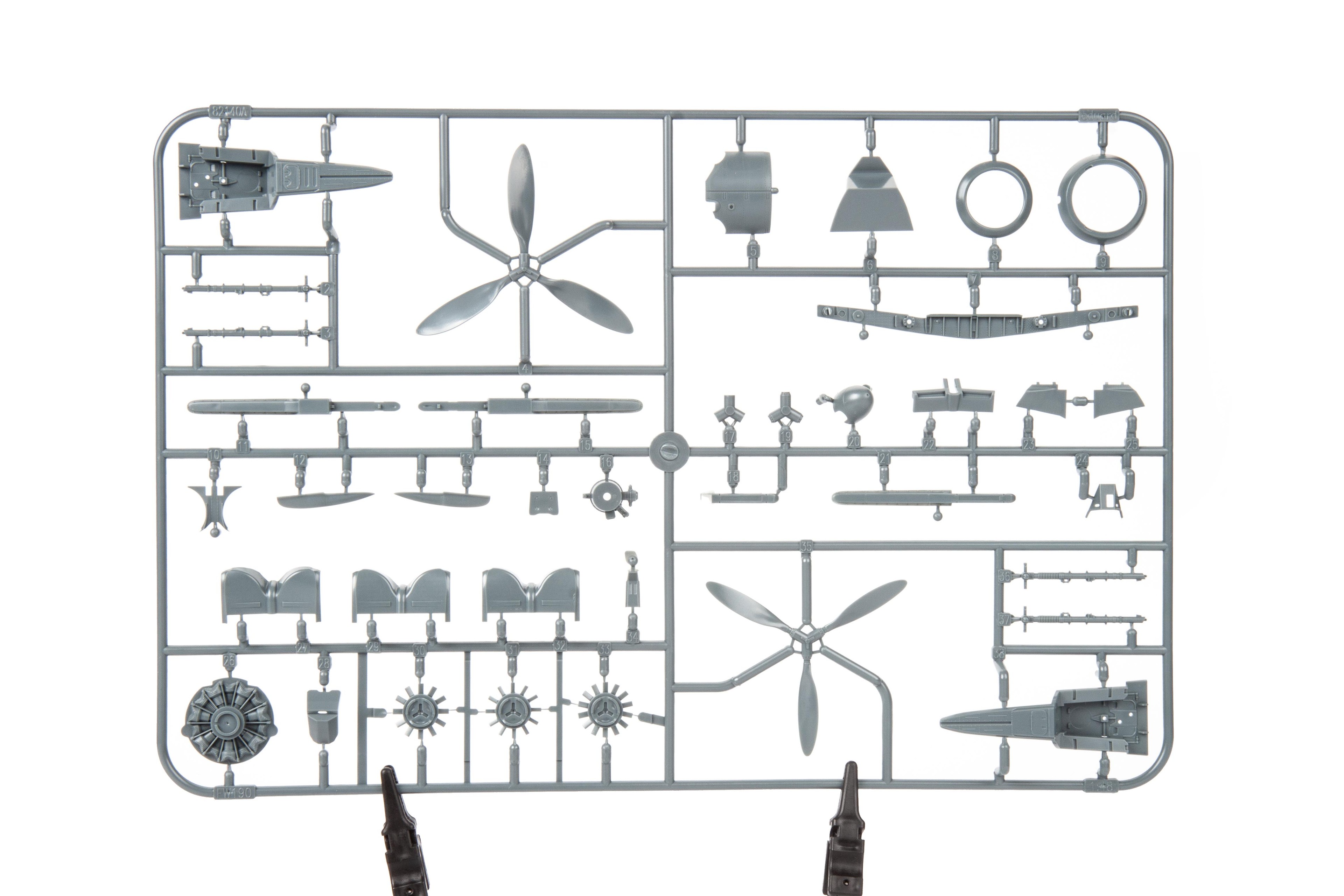 EDUARD 84117 1/48 Fw 190A-4 w/ engine flaps & 2-gun wings SAVAŞ UÇAĞI MAKETİ