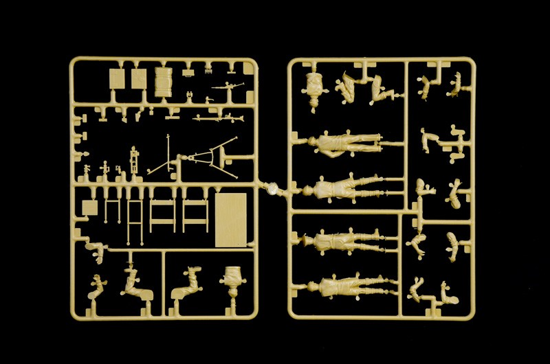 ITALERI 6592 1/35 Crusader Mk. III with British Crew İNGİLİZ ASKERLERİ VE TANK MAKETİ SETİ