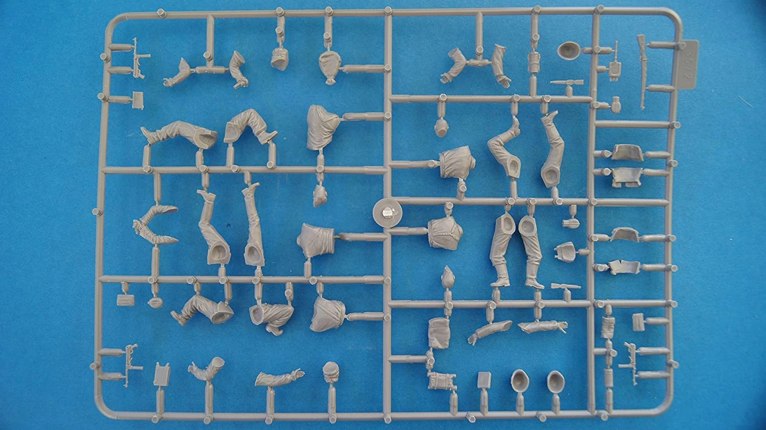 MASTER BOX 1/35 3572 'Crossroads' Eastern Front WW2 FİGÜR MAKETİ