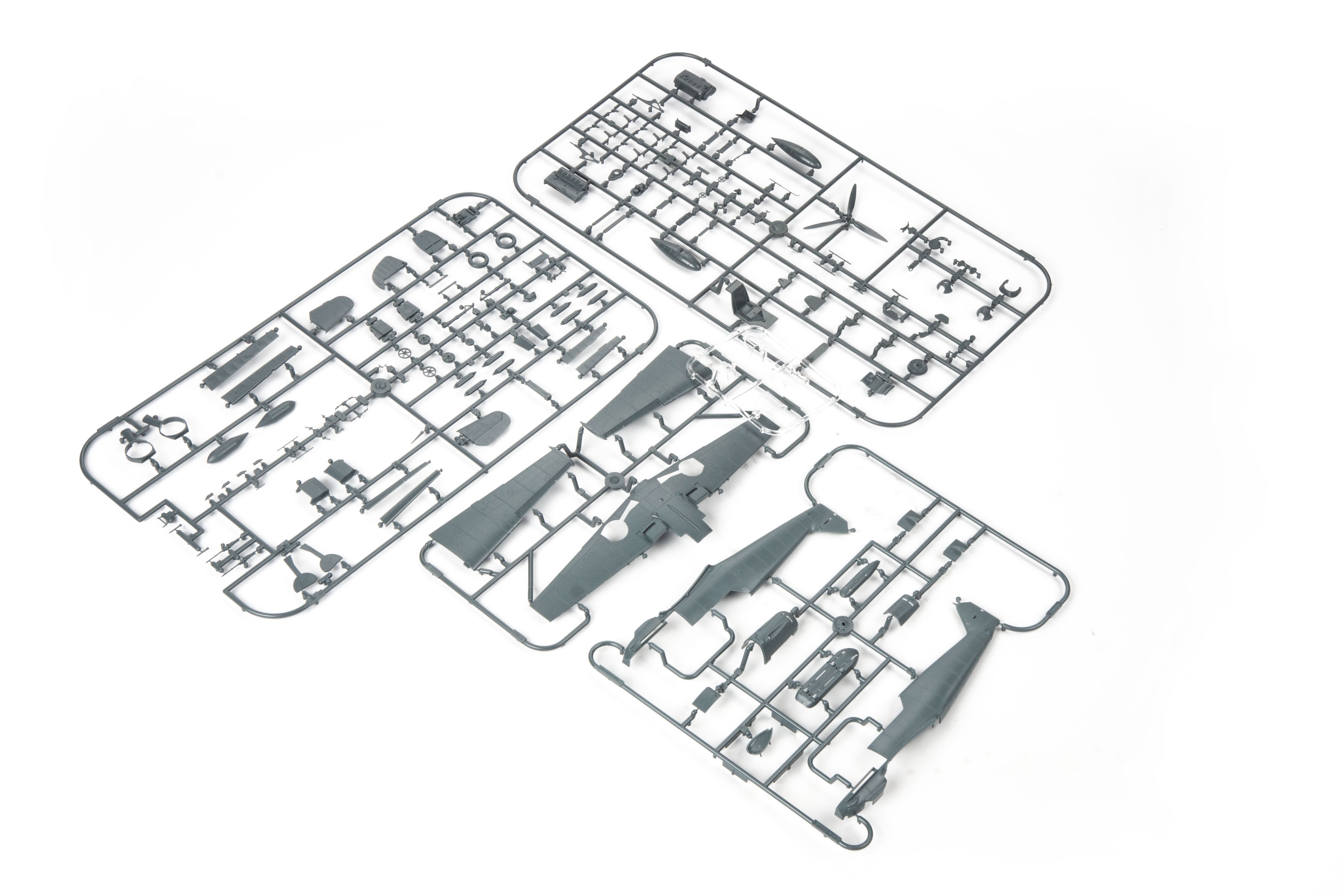 EDUARD 8261 1/48 BF 109E-1 SAVAŞ UÇAĞI MAKETİ