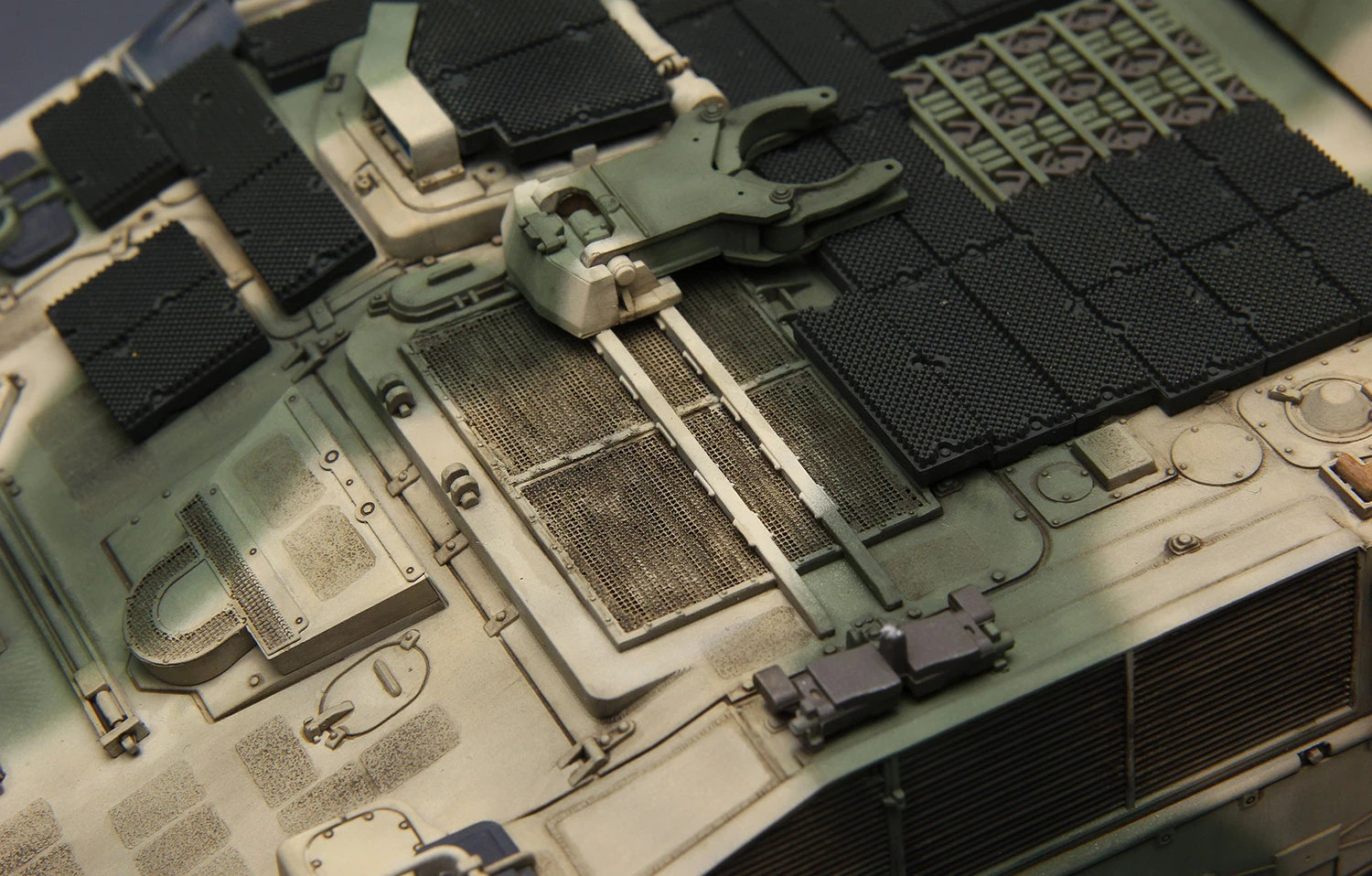 MENG TS-019 1/35 GERMAN SELF-PROPELLED HOWITZER PANZERHAUBITZE 2000 ALMAN KUNDAĞI MOTORLU TOP MAKETİ