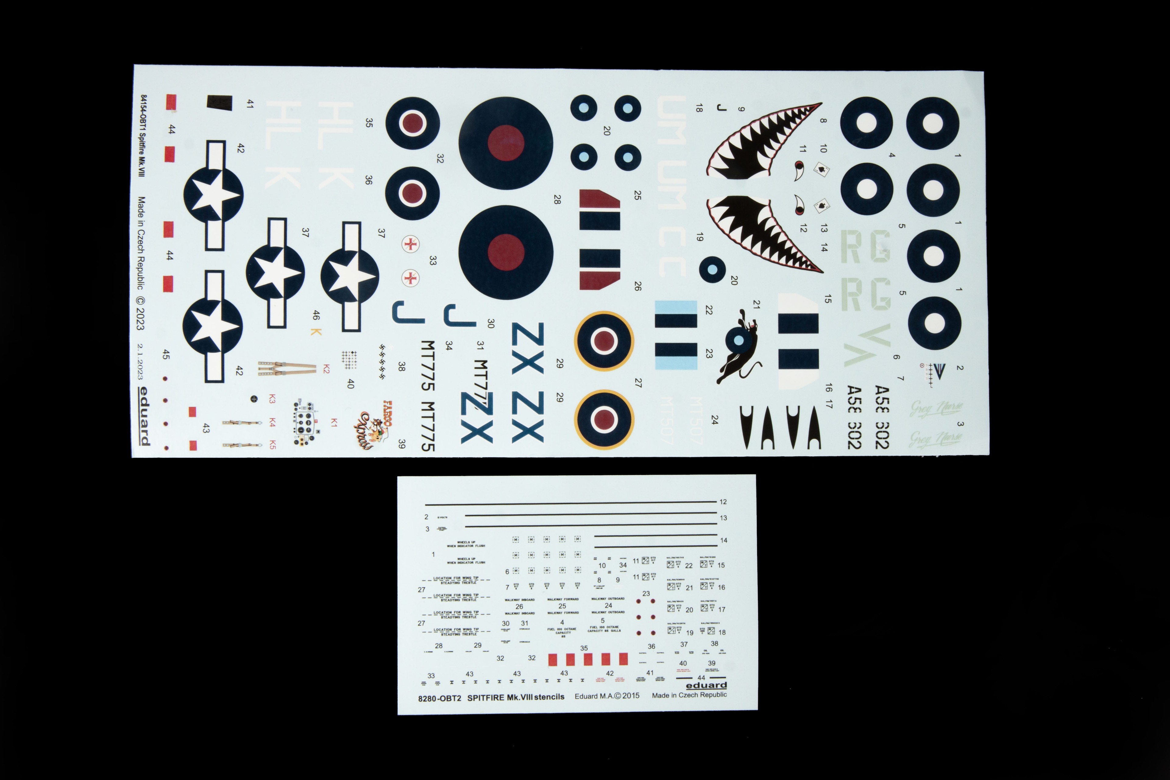 EDUARD 84154 1/48 Spitfire Mk. VIII İNGİLİZ SAVAŞ UÇAĞI MAKETİ