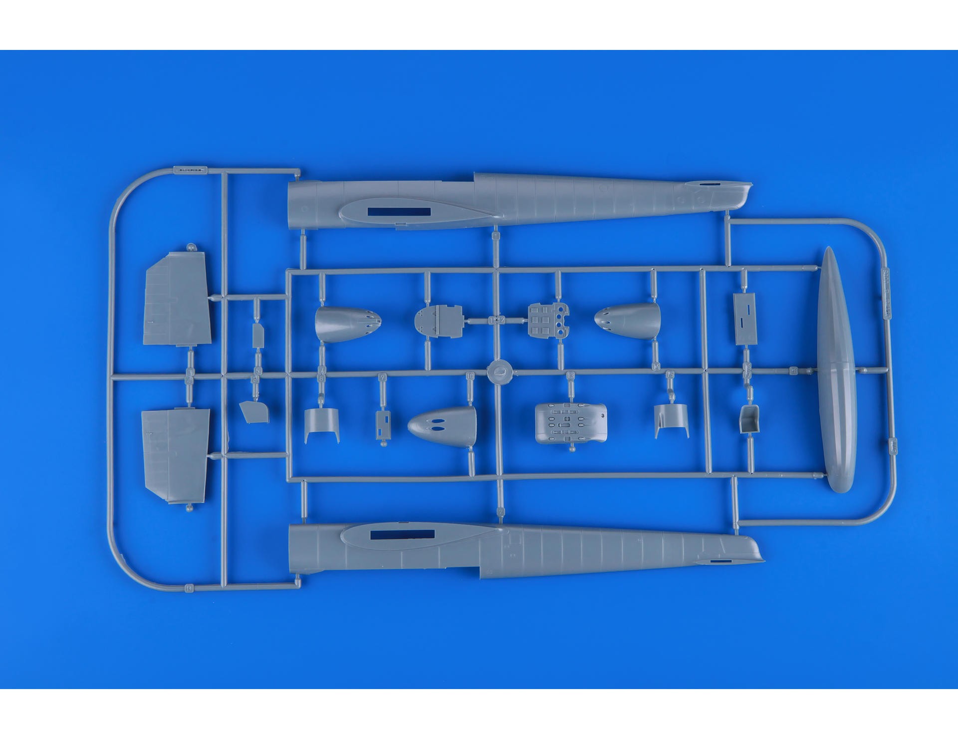 EDUARD 8207 1/48 Bf 110F SAVAŞ UÇAĞI MAKETİ