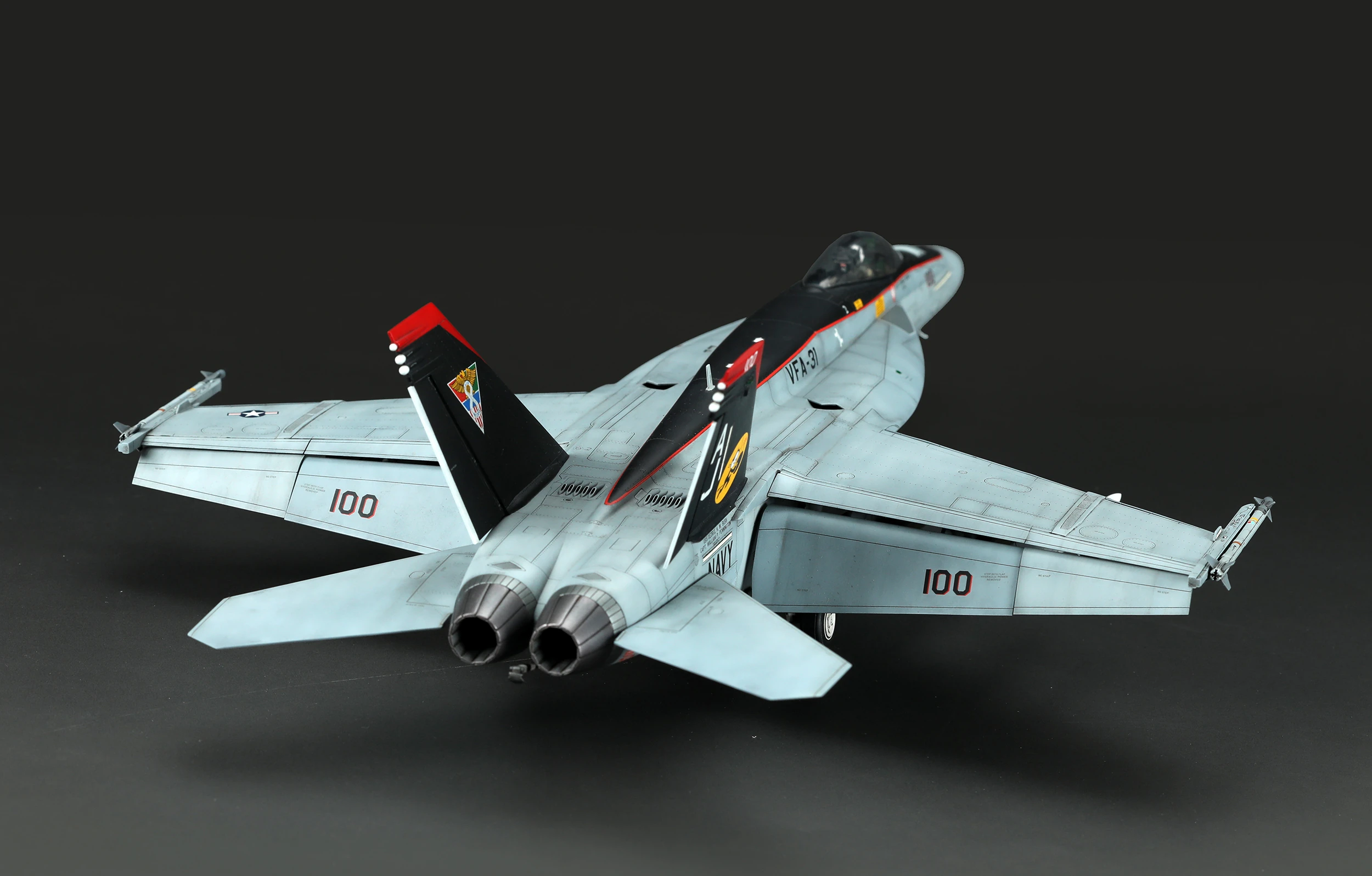 MENG LS-012 1/48 BOEING F/A-18E SUPER HORNET AMERİKAN UÇAK MAKETİ