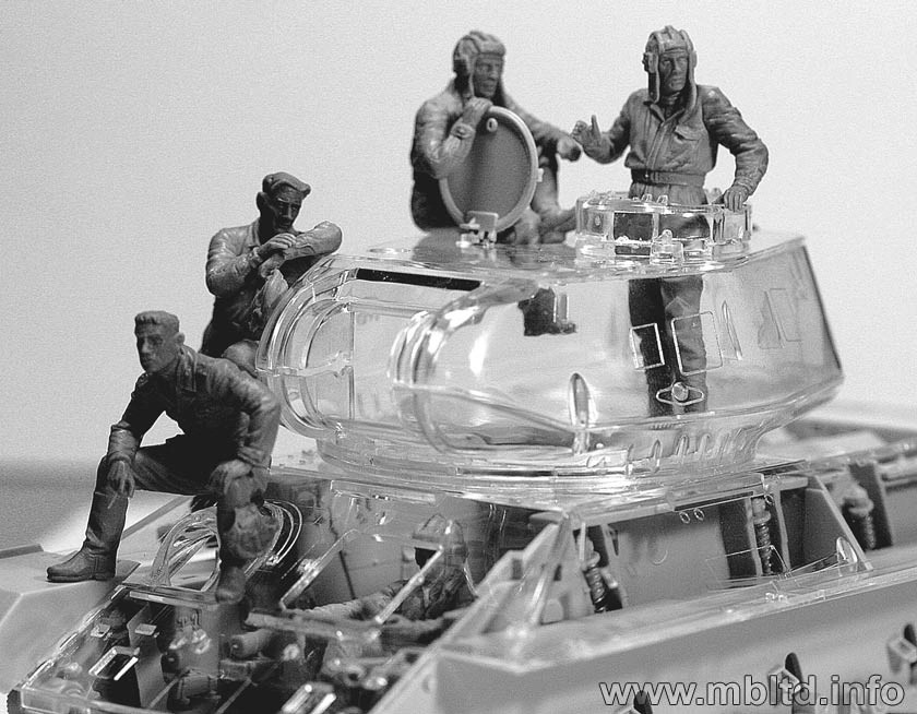 MASTER BOX 1/35 3568 “Soviet Tank Crew, 1943-1945”