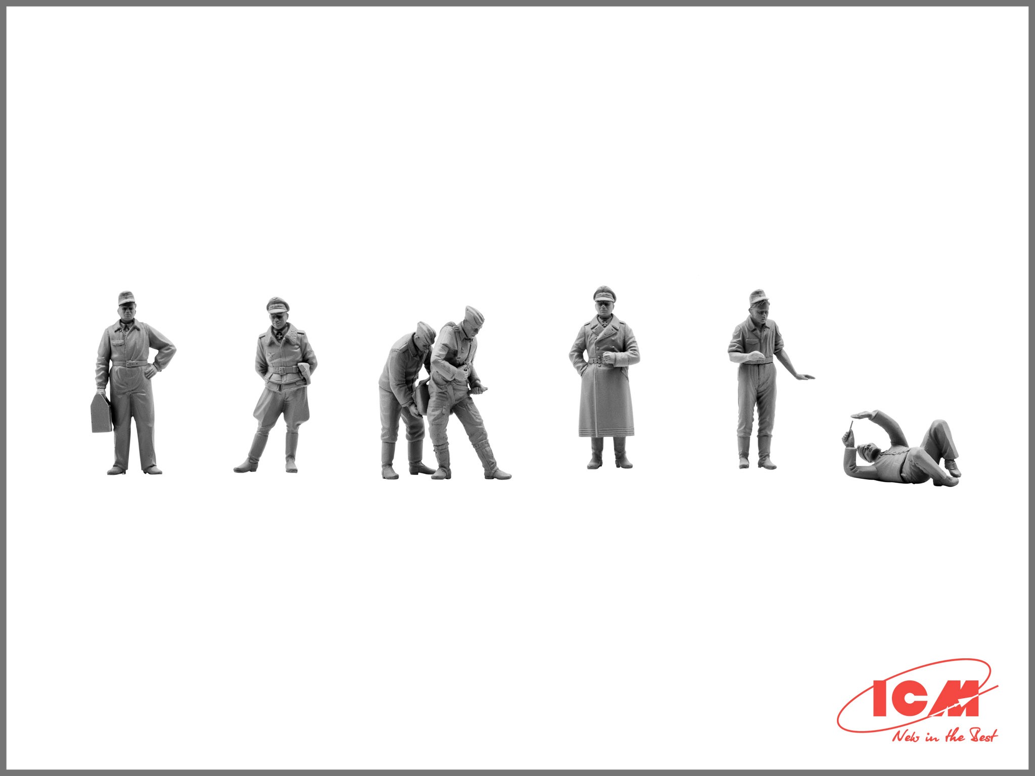 ICM 48082 1/48 German Luftwaffe Pilots and Ground Personnel (1939-1945)  (7 figures - 3 pilots, 4 mechanics) FİGÜR MAKETİ