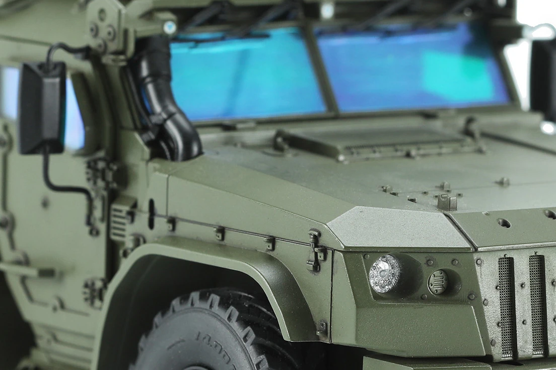 MENG VS-014 1/35 RUSSIAN K-4386 TYPHOON-VDV ARMORED VEHICLE ASKERİ ARAÇ MAKETİ