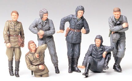 TAMIYA 35214 1/35 RUSSIAN ARMY TANK CREW AT REST İKİNCİ DÜNYA SAVAŞI RUS TANK PERSONELİ FİGÜR MAKETİ